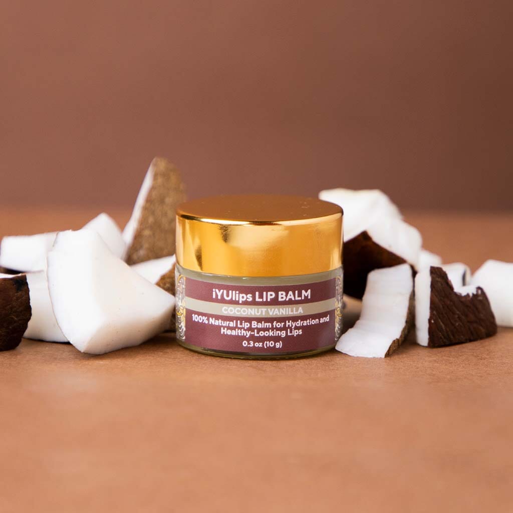 آي يو ليبس Coconut Vanilla Lip Balm بلسم الشفاه Coconut Vanilla Lip Balm iYURA