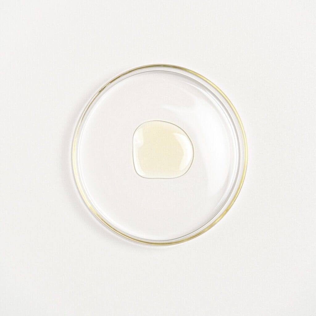 برينوريش سيروم برينوريش المغذي للبشرة والمغذي للبشرة - بزيت اللوز وزيت الزيتون والكركم والمانجو والمزيد من الأعشاب الايورفيدا - 30 مل زيت الوجه الرئيسي iYURA 