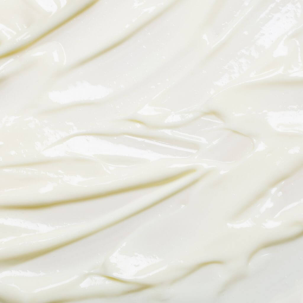 تحرير الغرام الأسود من ذا أيورفيدا إكسبيرينس بلاك جرام - ثلاثي للوجه والجسم بقوة الغرام الأسود