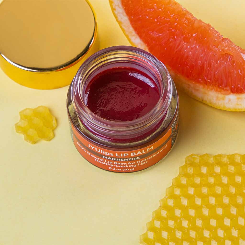 iYulips: Manjistha Lip Balm שְׂפָתוֹן נֶגֶד יוֹבֶש iYURA 