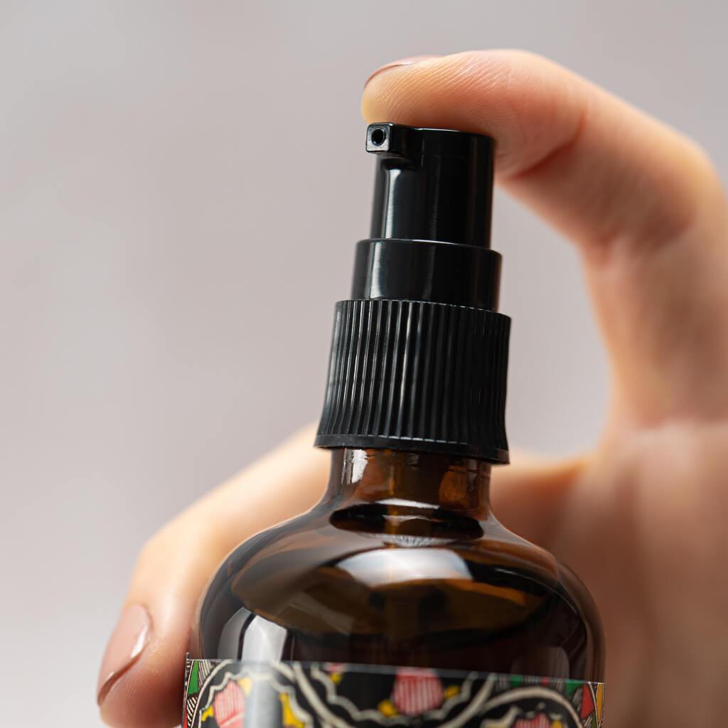 Keranya Pure Black Seed Potent Hair Potion - שיער מבריק יותר על הראש, לא במסרק שמן לשיער iYURA 